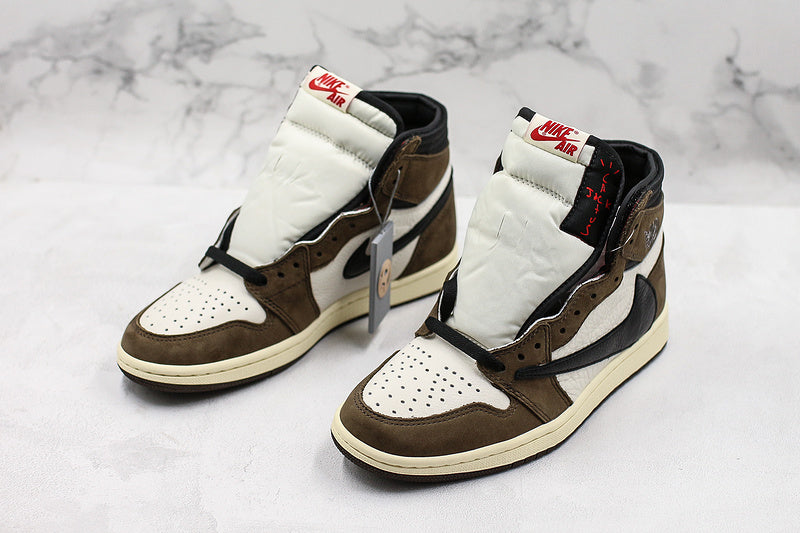 Nike Air Jordan 1 Retro High OG Travis Scott Dark Mocha Sneakers