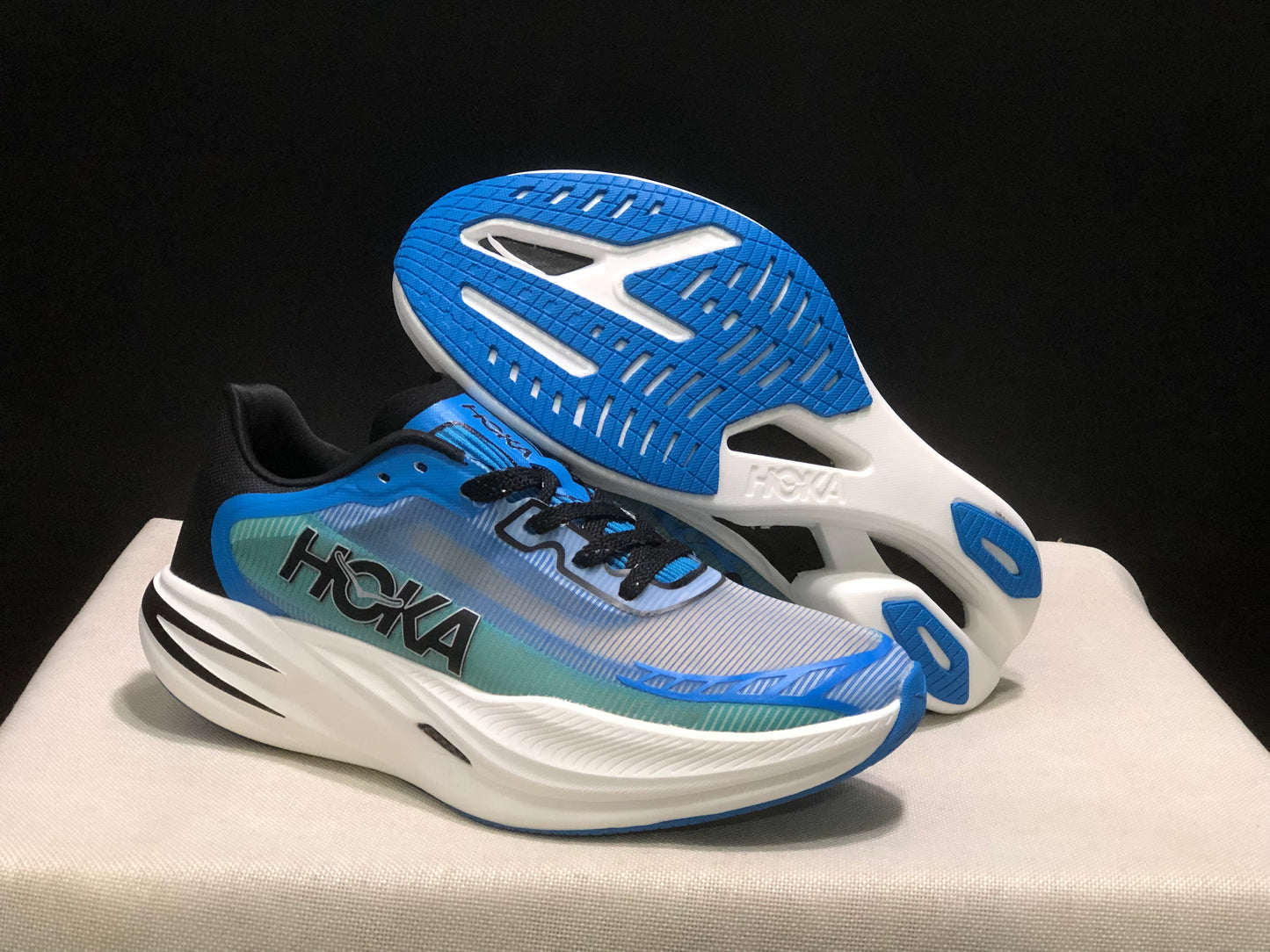 Hoka One One Cielo X1 2.0 Low-top Running Shoes Sneakers Blue