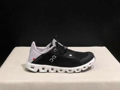 On Running Cloud 5 Coast Convenient And Breathable Running Shoes Black/Mist White