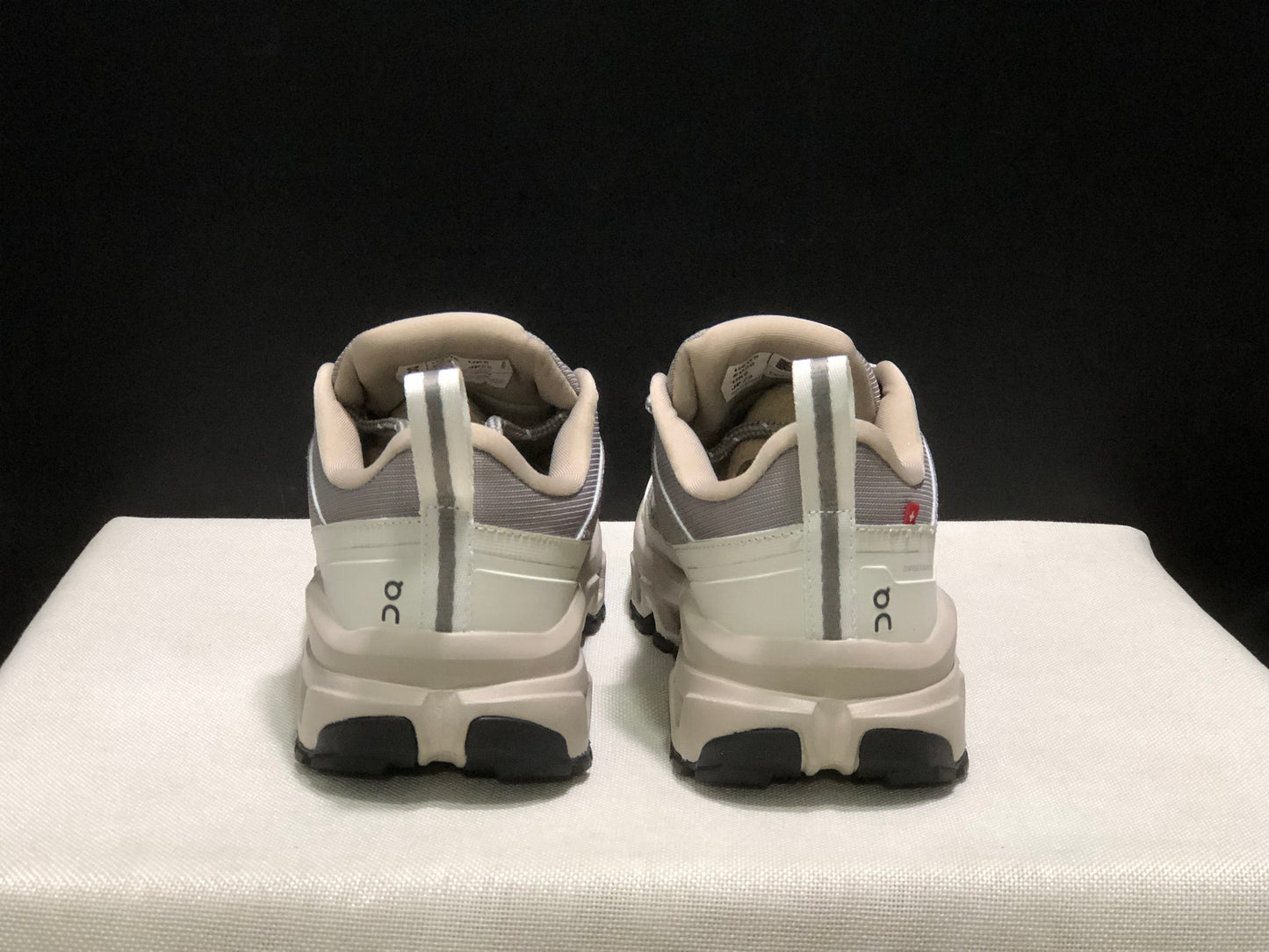 On Running Cloudrock Low WP Hiking Outdoor Shoes Khaki