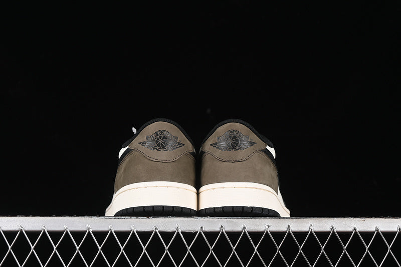 Nike Air Jordan 1 Low Mocha Black White Palomino Sneakers