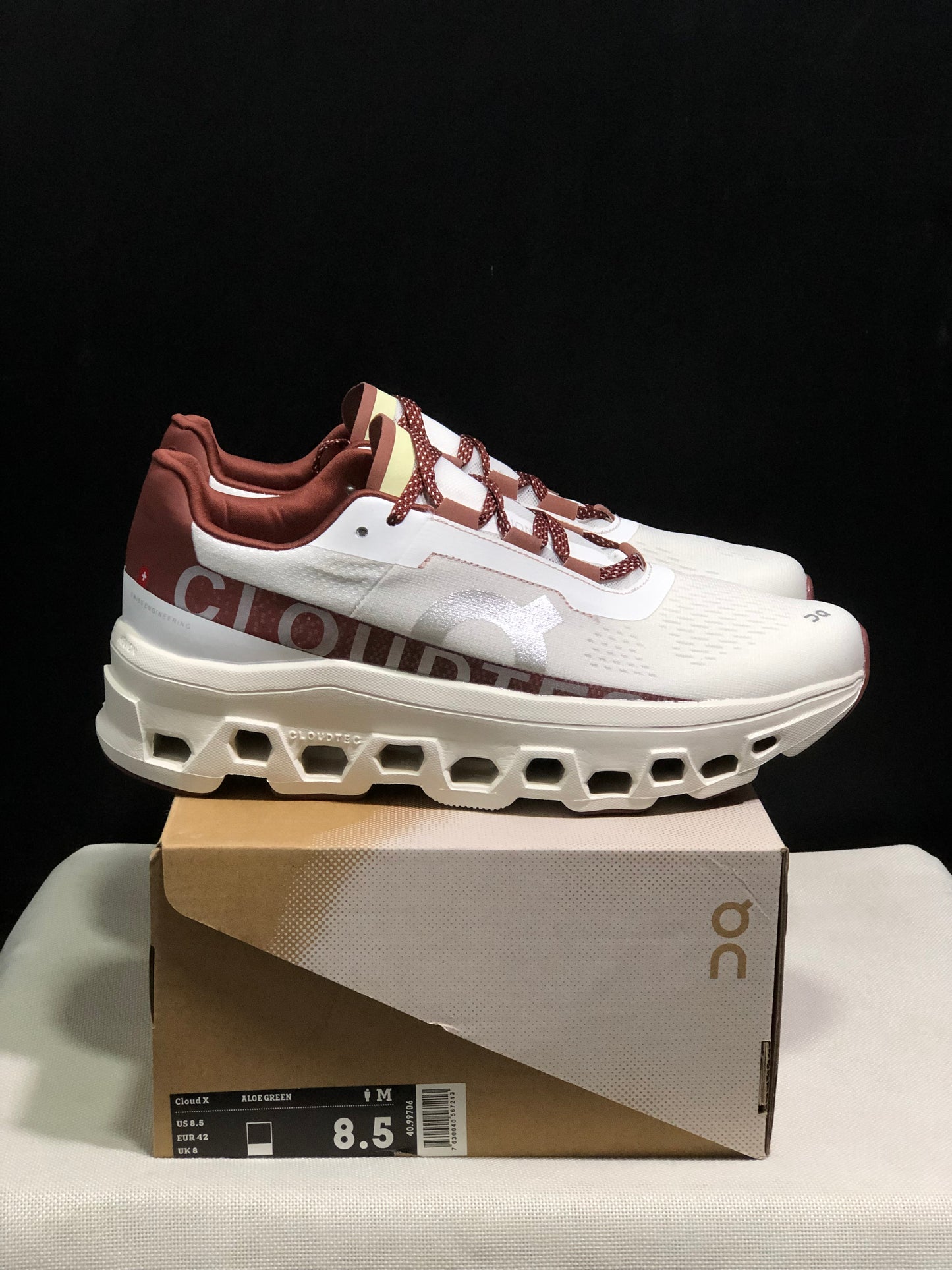 On Running Cloudmonster CNY Shock-Absorbing And Anti-Slip Sports Shoes Year Of The Dragon Special Edition Reddish Brown/White