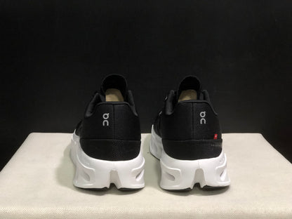On Running Cloudeclipse Soft And Comfortable Running Shoes Black/White