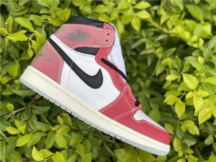 Nike Air Jordan 1 Retro High OG SP x Trophy Room Chicago 2020 Red Multicolour Sneakers