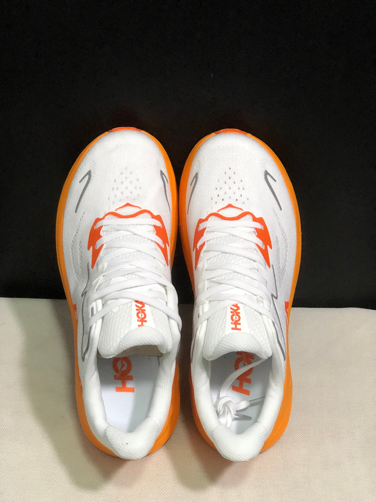 Hoka One One Clifton 10 Fashion Shoes Sneakers White/Orange