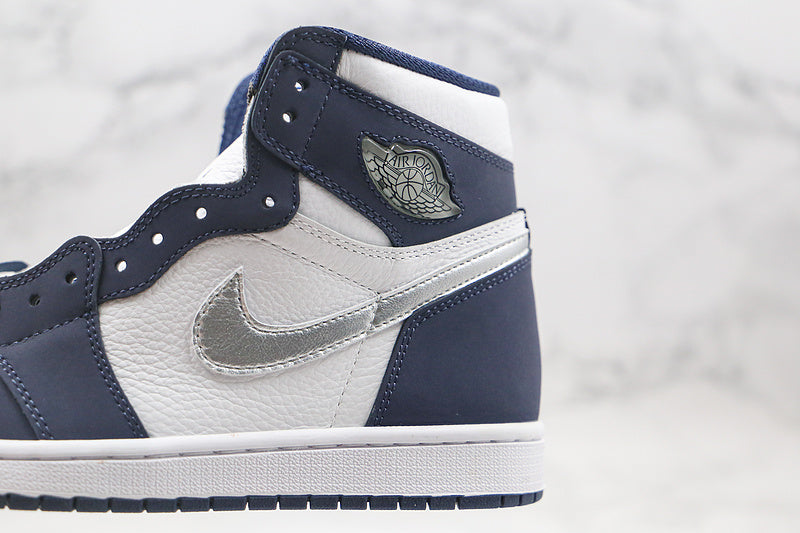 Nike Air Jordan 1 Retro High CO.JP Midnight Navy Sneakers