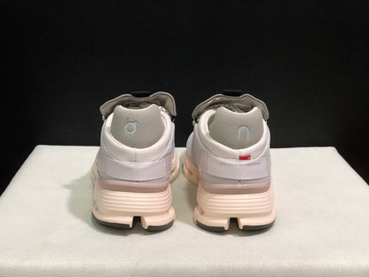 On Running Cloudnova Lightweight Sports Casual Shoes Light Grey