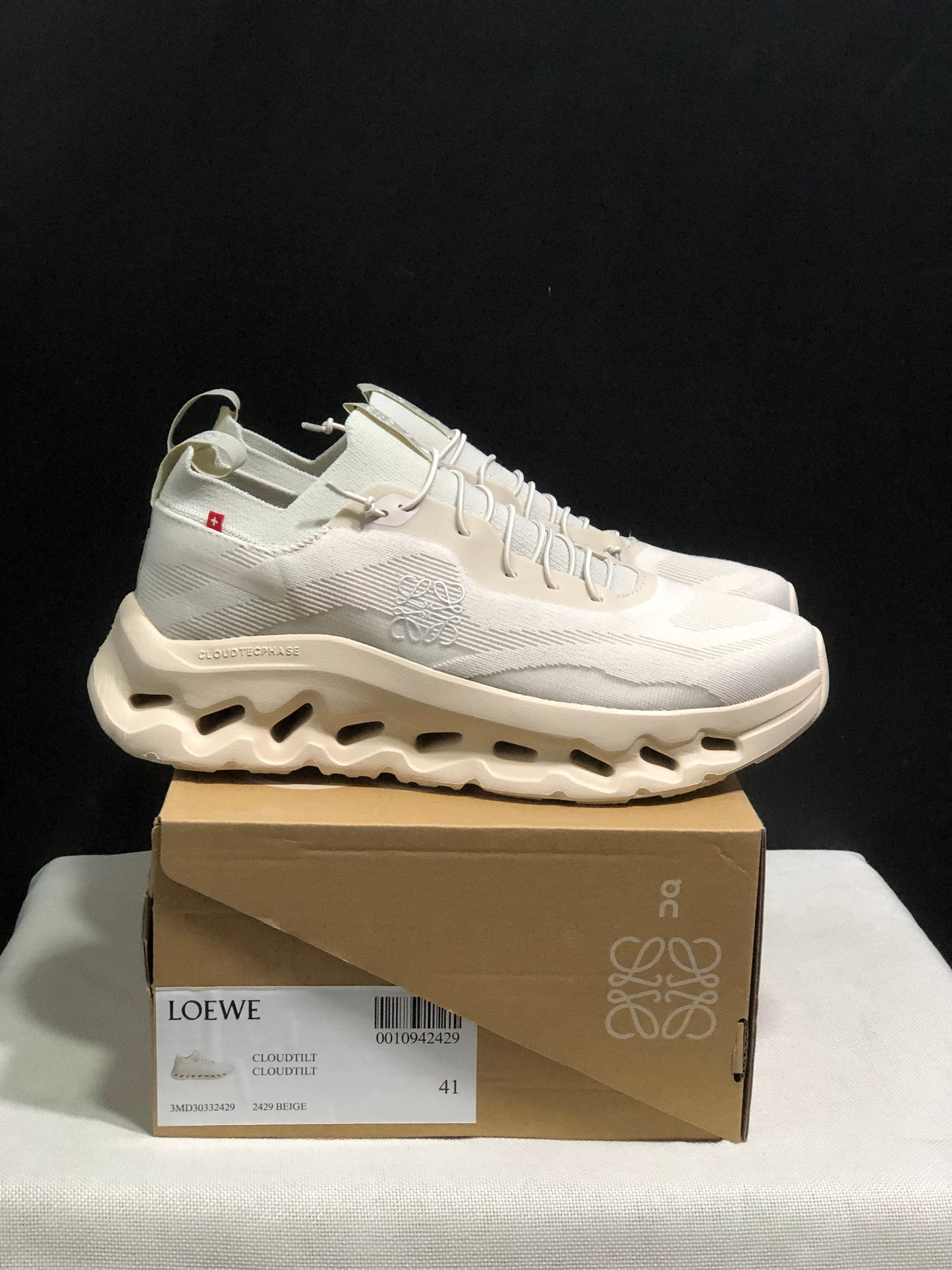 LOEWE x On Running Cloudtilt Running Shoes Co-Signed Edition Ivory White
