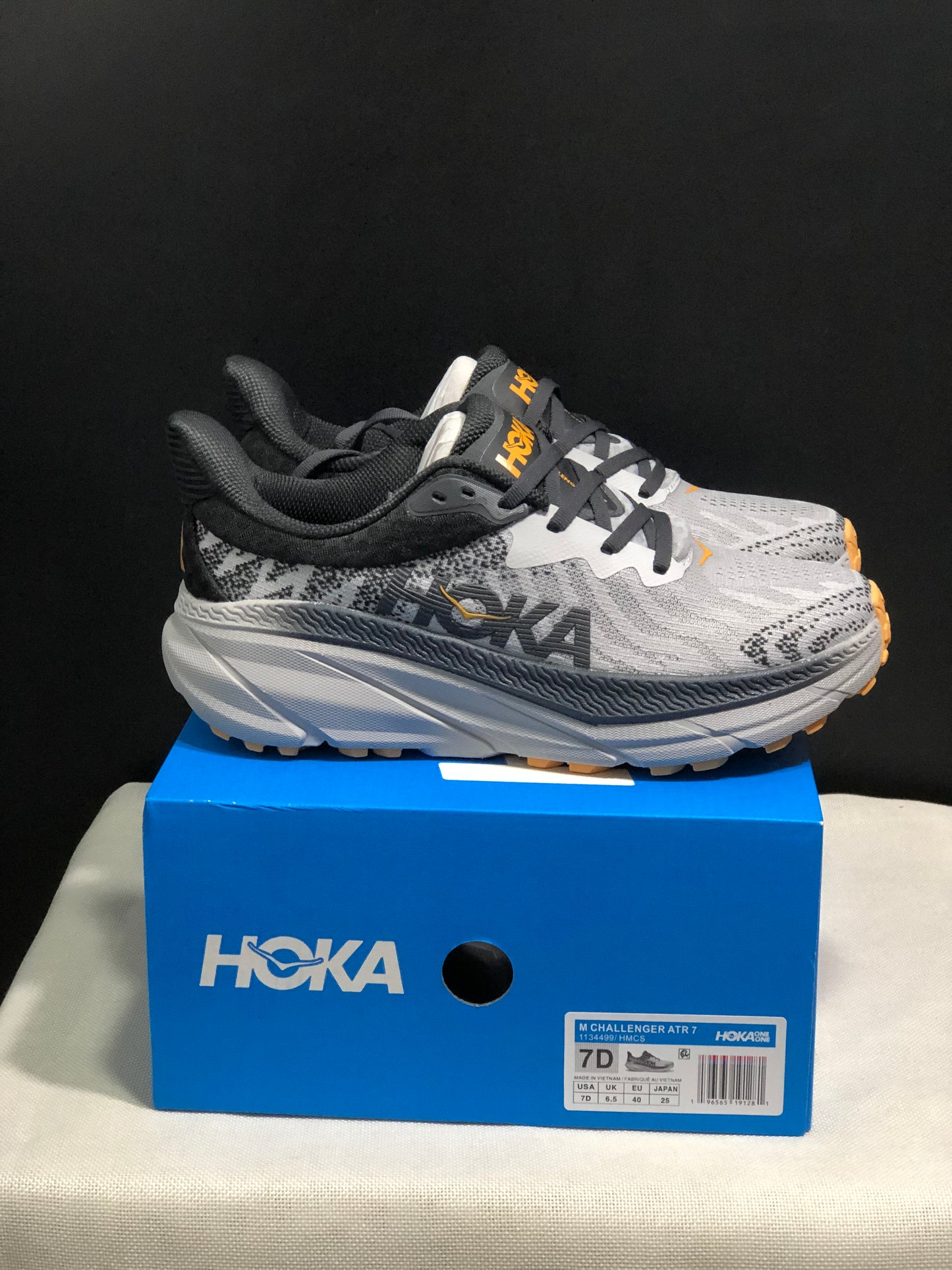 Hoka One One Challenger 7 Shock-absorbing Breathable Running Shoes Sneakers White