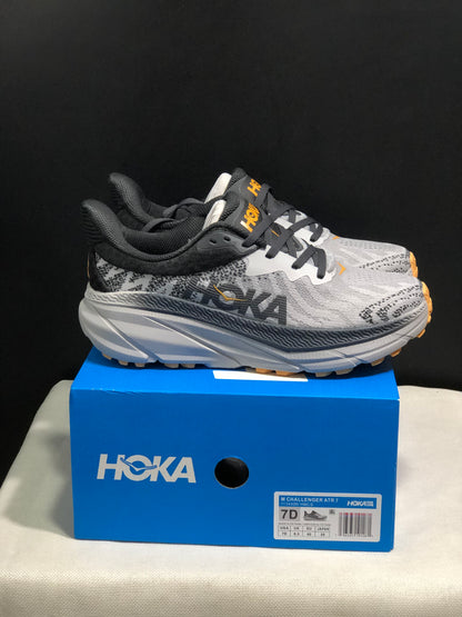 Hoka One One Challenger 7 Shock-absorbing Breathable Running Shoes Sneakers White
