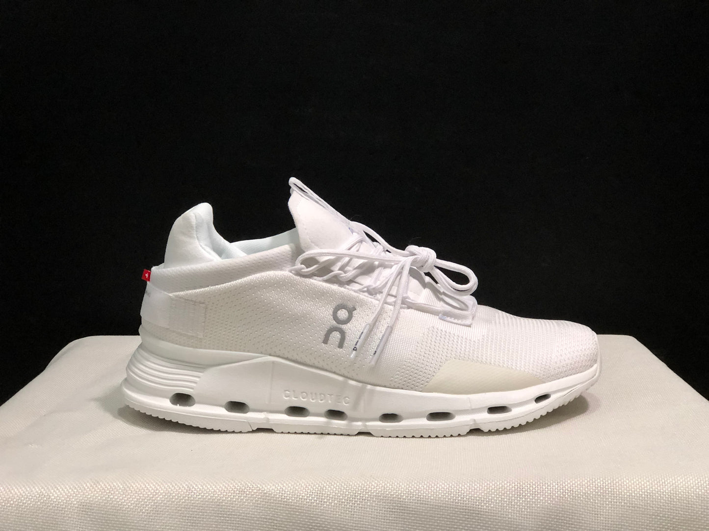 On Running Cloudnova Lightweight Sports Casual Shoes All White