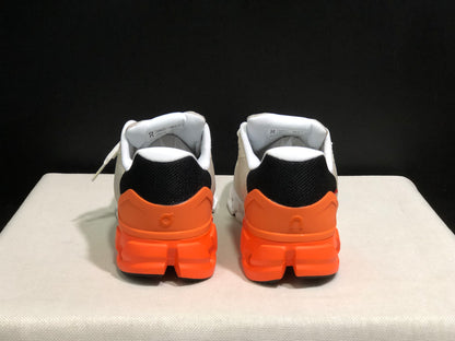 On Running Cloudflow 4 Shock-Absorbing And Wear-Resistant Running Shoes Sand/Flame