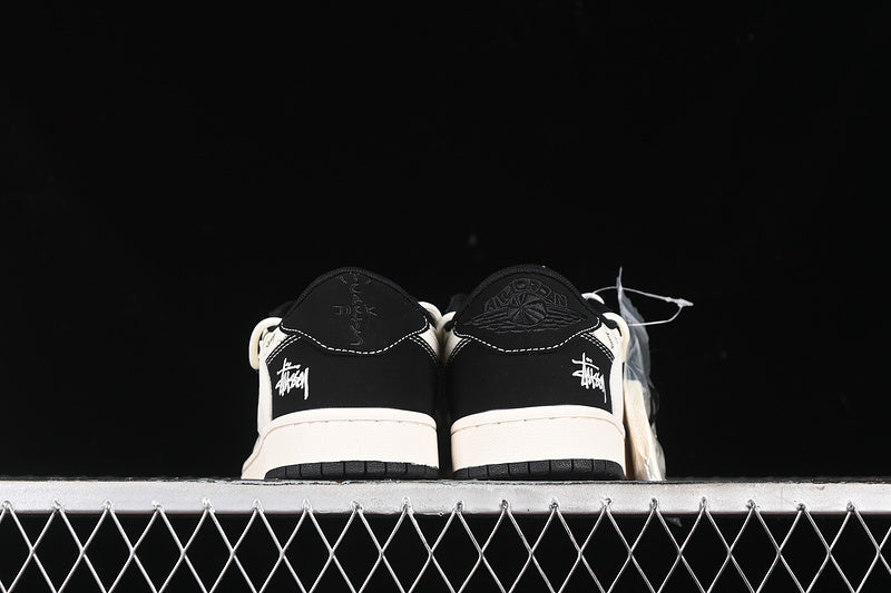 Nike Air Jordan 1 Low Travis Scott Fragment Design OG SP Black Beige Sneakers