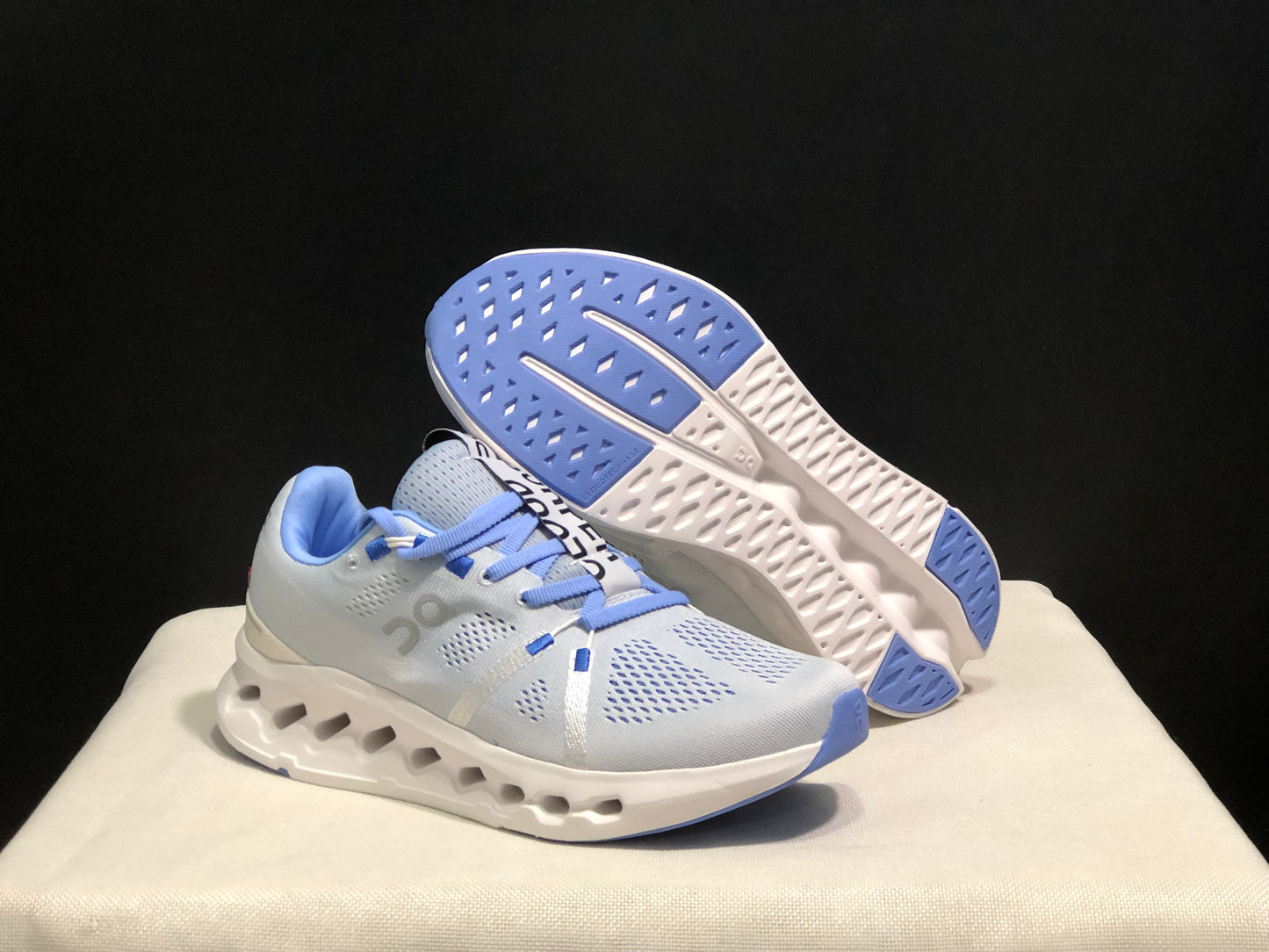 On Running Cloudsurfer Training Anti-Slip Running Shoes Light Blue/White