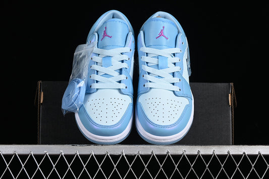 Nike Air Jordan 1 Low Aquarius Blue GlacierL Blue Hyper Violet Sneakers