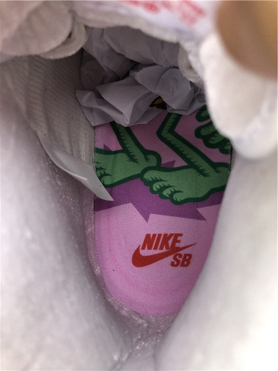 Nike SB Dunk High Strawberry Cough University Red Spinach Green Sneakers
