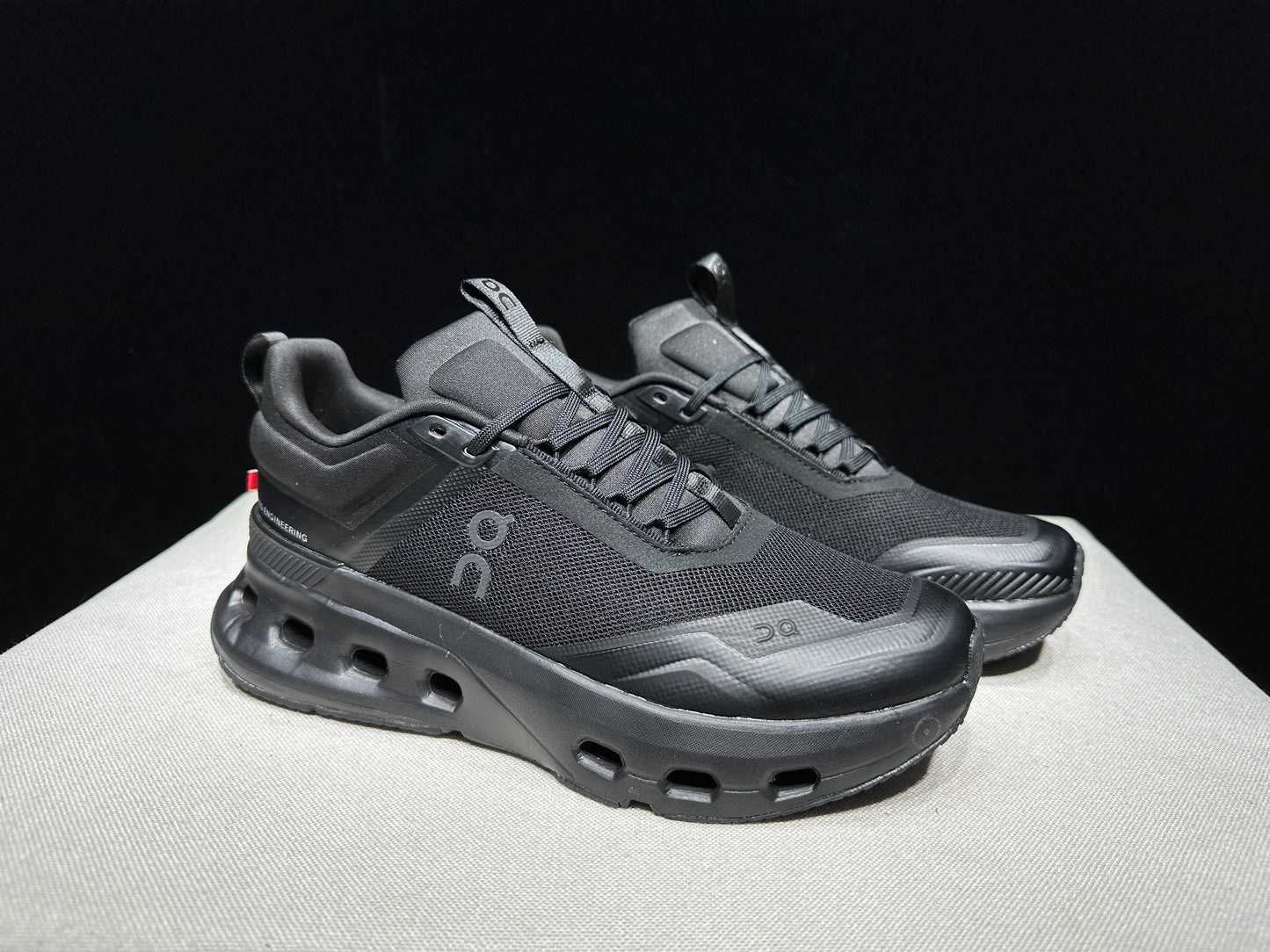 On Running Cloudnova X Comfortable Anti-Slip Running Shoes All Black