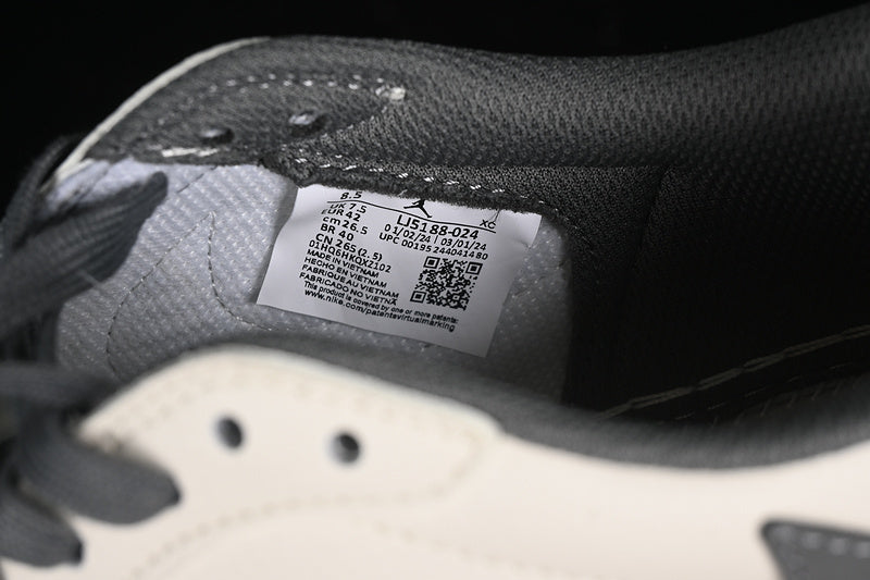 Travis Scott Fragment Design Nike Air Jordan 1 Low OG SP Grey White Stylish Casual Sneakers