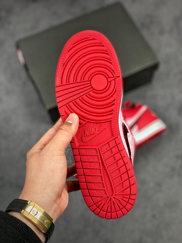 Nike Air Jordan 1 Low SE Red Quilt Valentines Pink Sneakers
