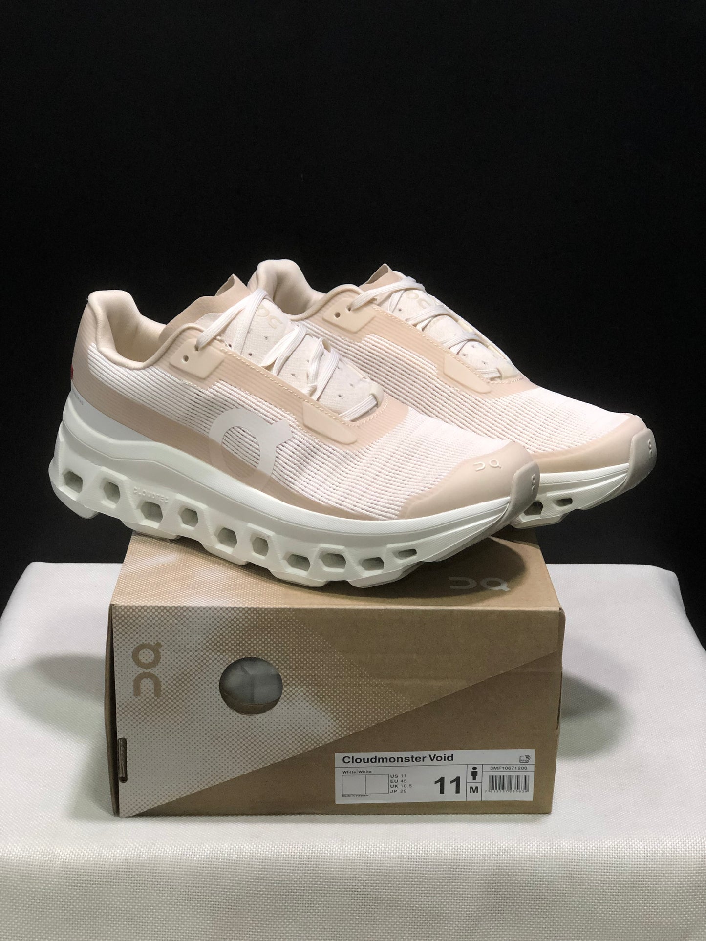 On Running Cloudmonster Void 1 M Casual Running Shoes Flesh Pink/White