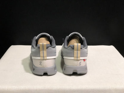 On Running Cloud 5 Lightweight Running Shoes Ivory White/Light Grey