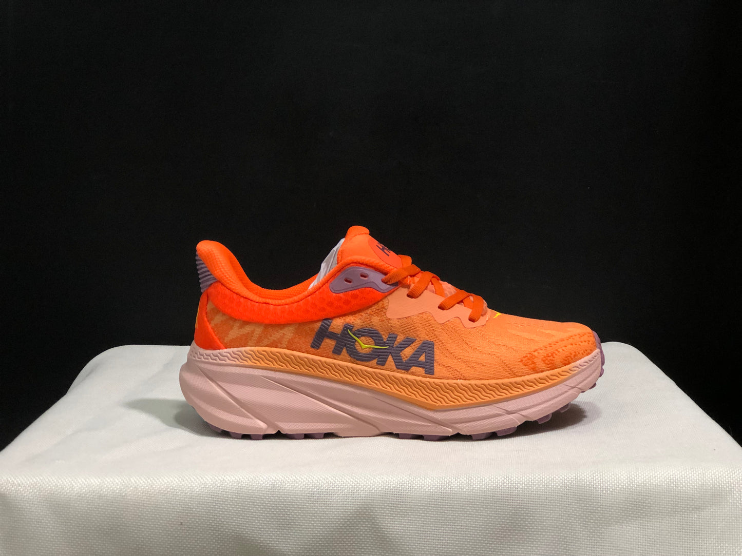 Hoka One One Challenger 7 Shock-absorbing Breathable Running Shoes Sneakers Orange