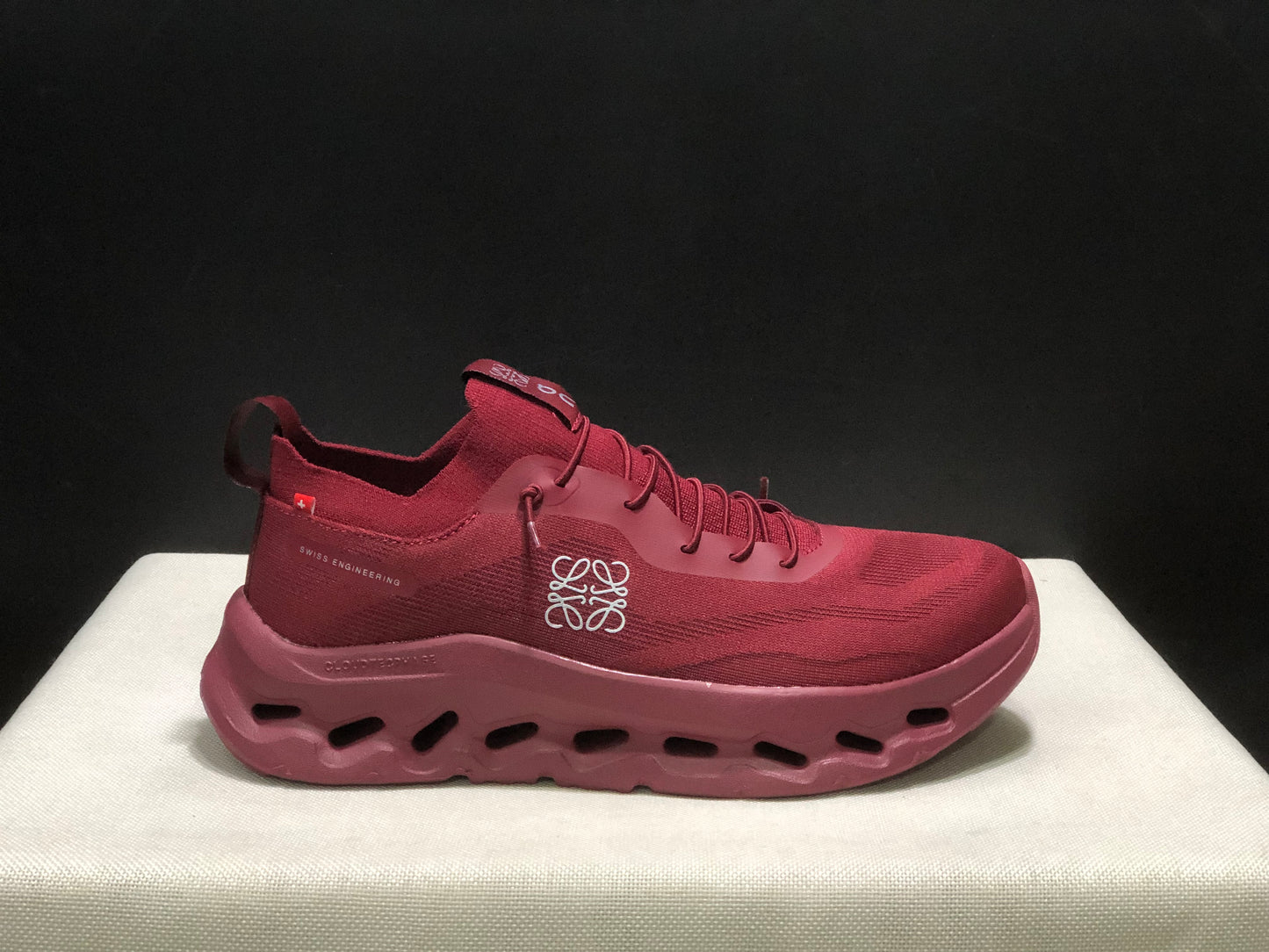 LOEWE x On Running Cloudtilt Running Shoes Co-Signed Edition Red