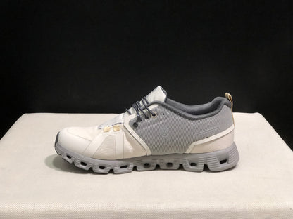 On Running Cloud 5 Lightweight Running Shoes Ivory White/Light Grey