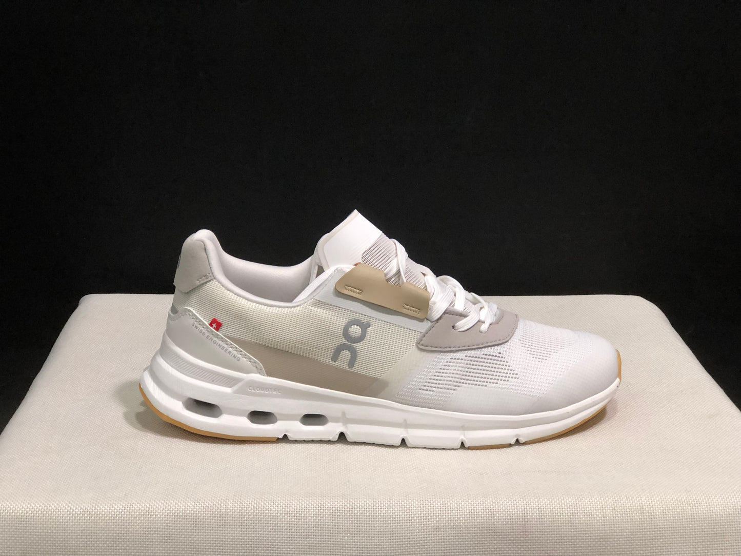 On Running Cloudrift Comfortable And Versatile Sports Casual Shoes Ivory White/Sand
