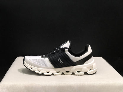 On Running Cloudswift 3 Trendy And Comfortable Running Shoes Black/White