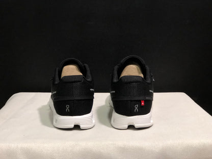 On Running Cloud 5 Lightweight Running Shoes Black/White