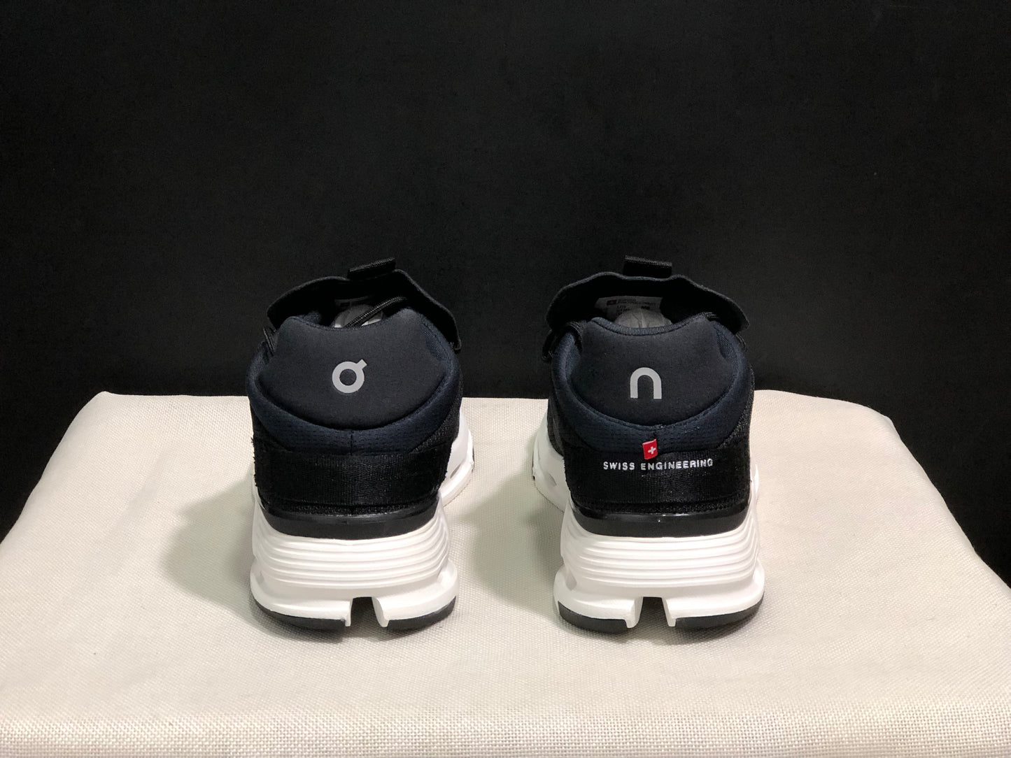 On Running Cloudnova Lightweight Sports Casual Shoes Black