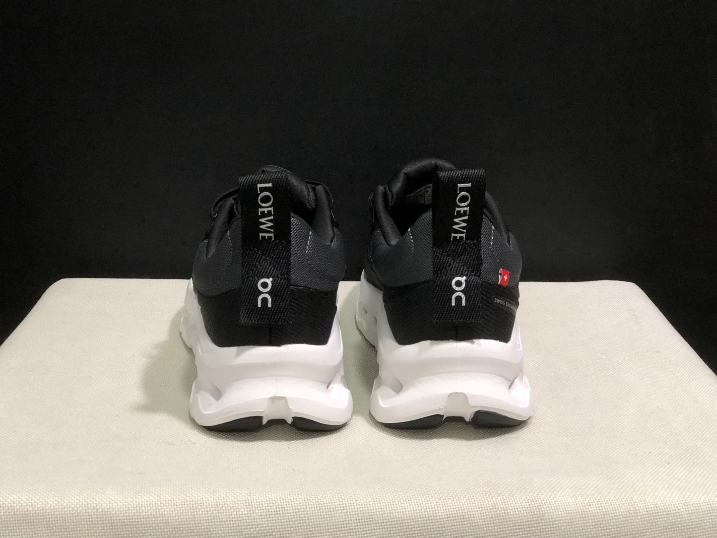 LOEWE x On Running Cloudtilt 2.0 Casual Sports Shoes Black/White