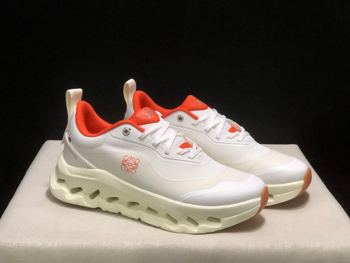 LOEWE x On Running Cloudtilt 2.0 Casual Sports Shoes White/Orange