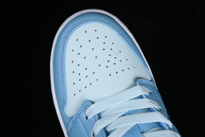 Nike Air Jordan 1 Low Aquarius Blue GlacierL Blue Hyper Violet Sneakers