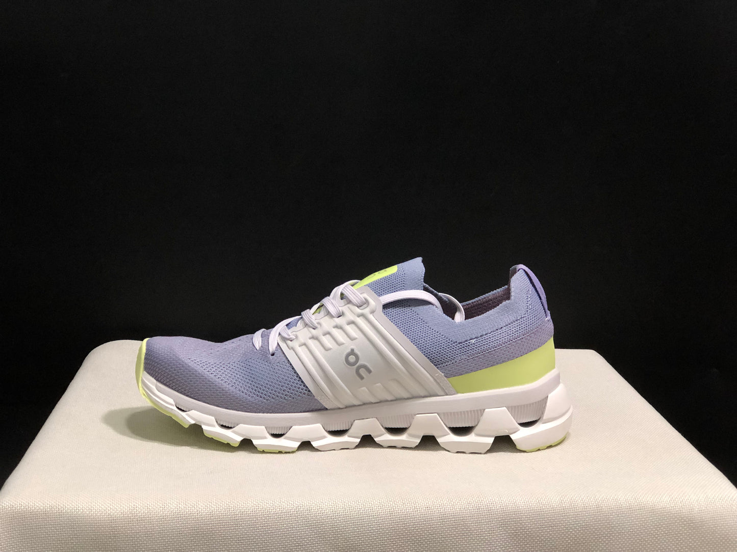 On Running Cloudswift 3 Trendy And Comfortable Running Shoes Light Purple/Hay