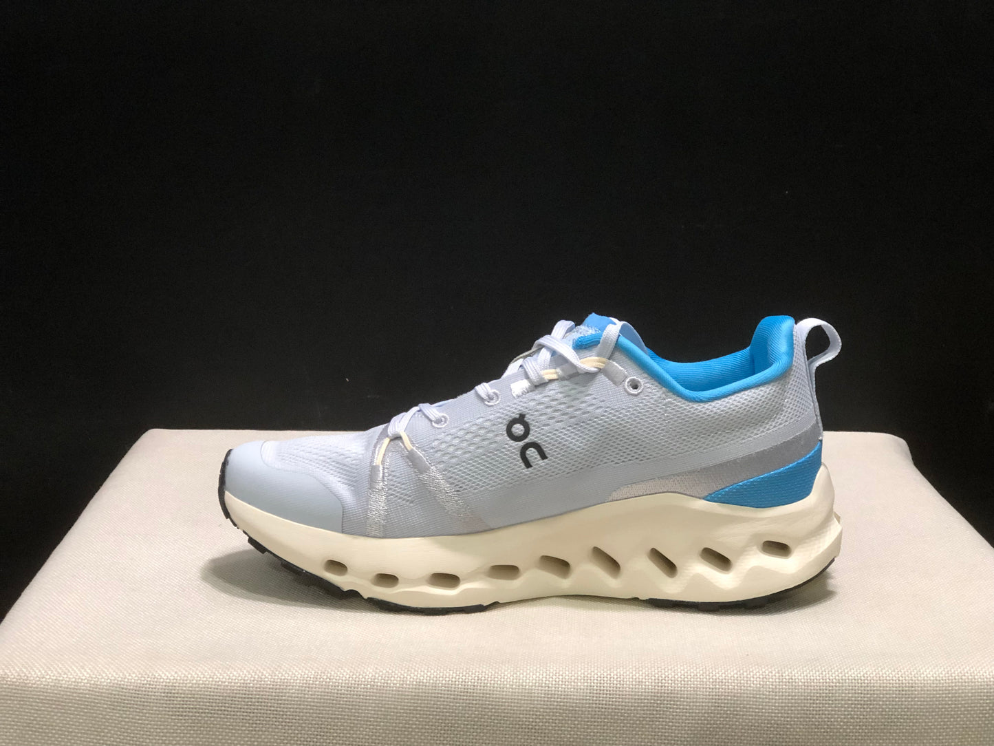 On Running Cloudsurfer Trail Waterproof Comfortable And Breathable Running Shoes Grey/Blue