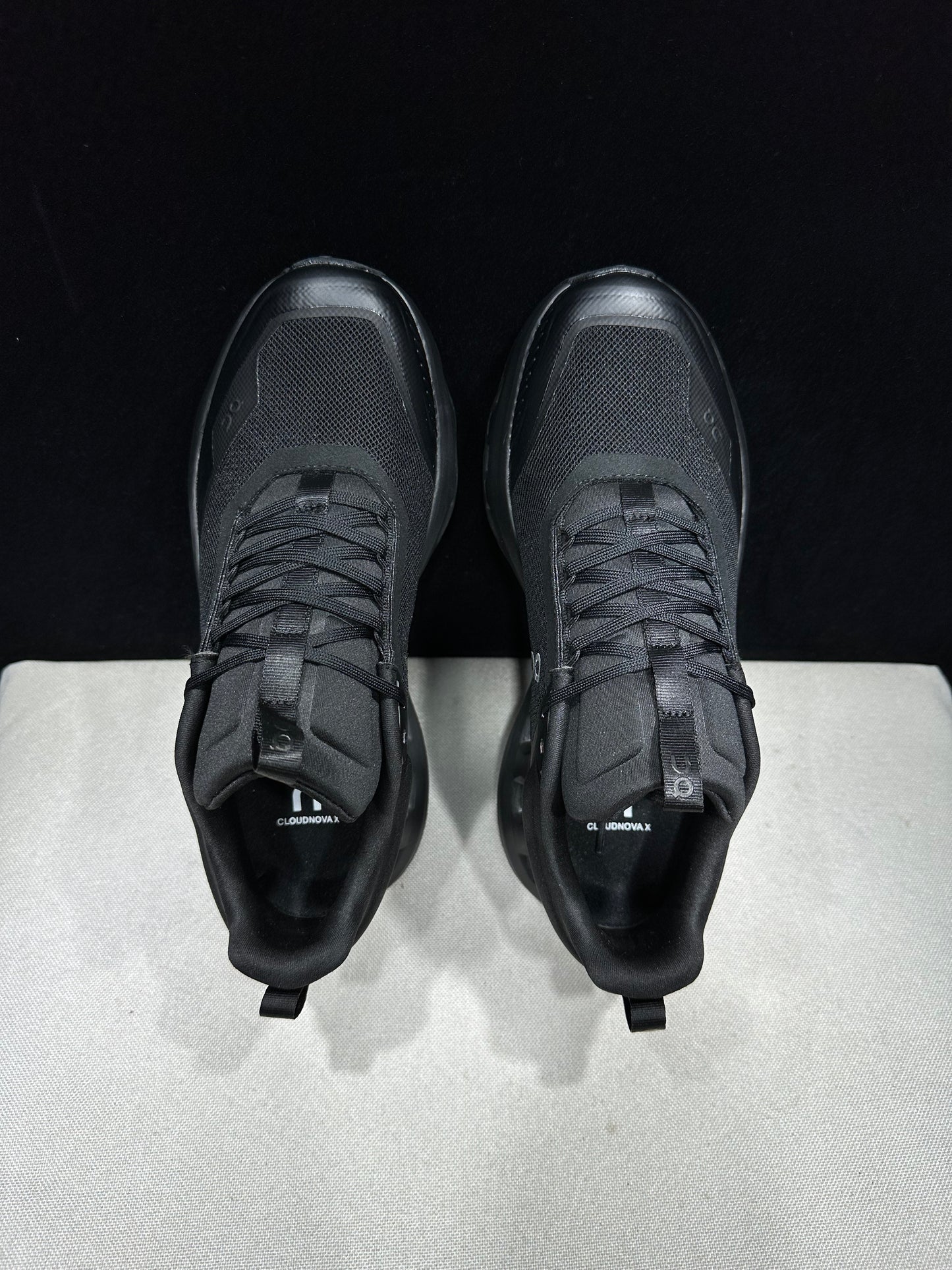On Running Cloudnova X Comfortable Anti-Slip Running Shoes All Black