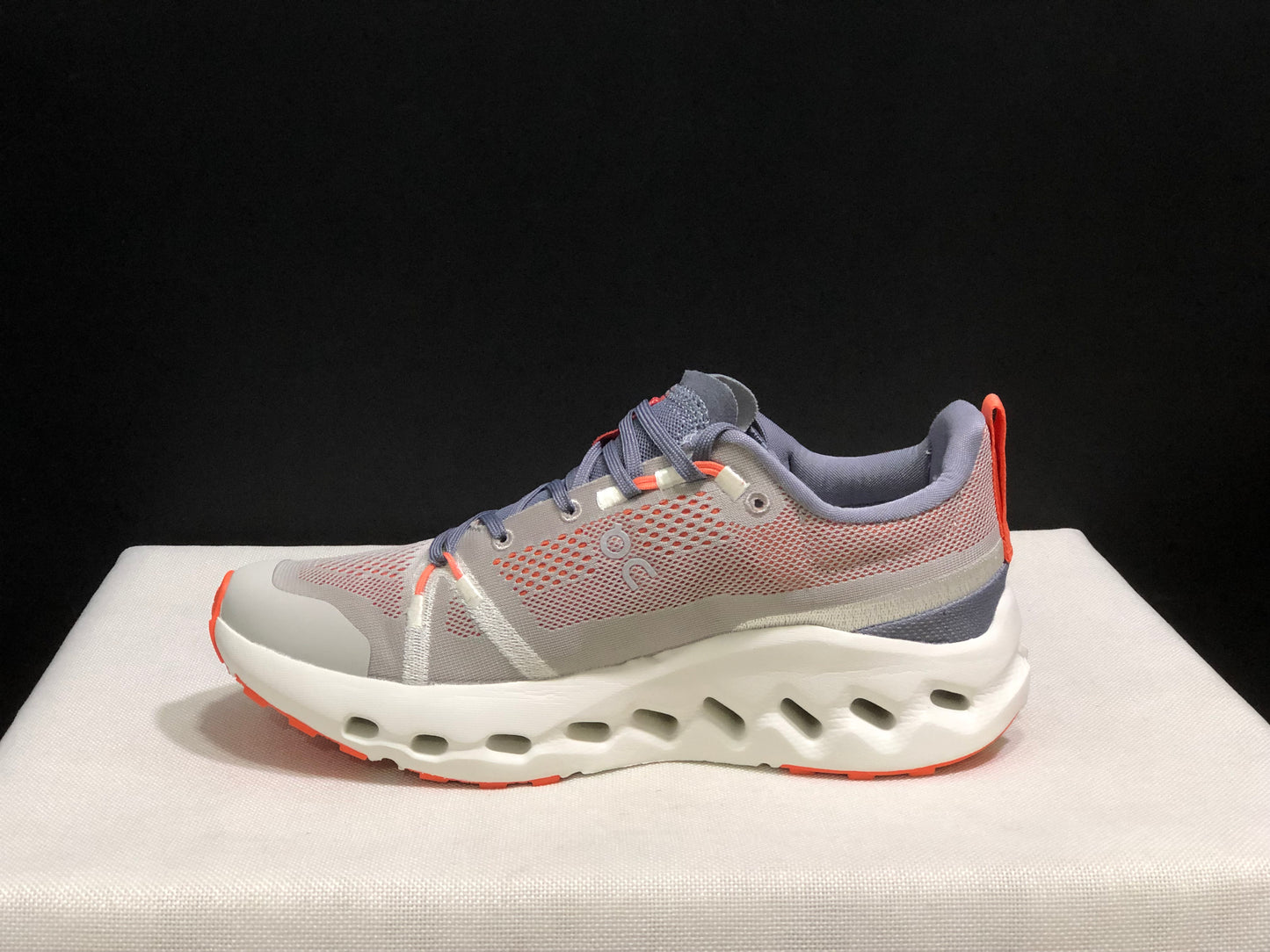 On Running Cloudsurfer Trail Waterproof Comfortable And Breathable Running Shoes Fossil/Ivory