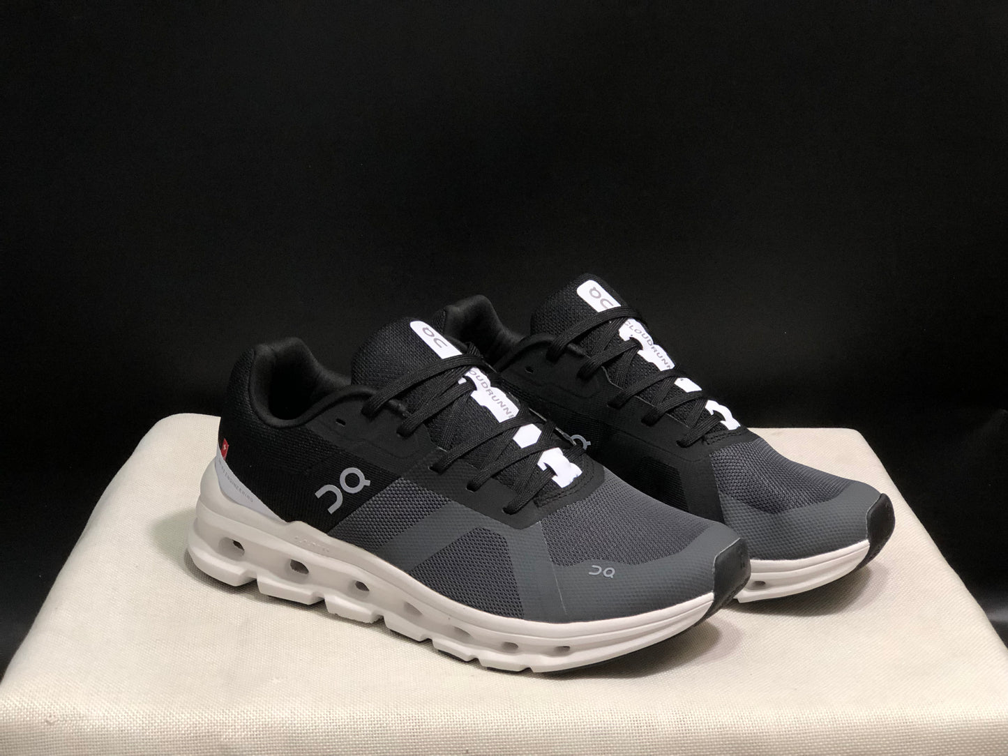 On Running Cloudrunner Anti-Slip Sports Running Shoes Black/Dark Grey
