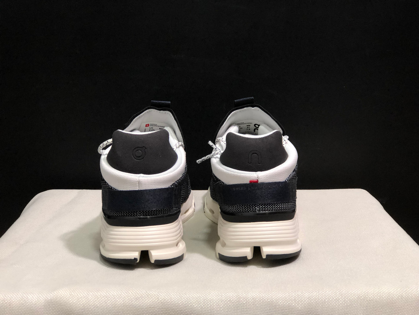 On Running Cloudnova Lightweight Sports Casual Shoes Black/White