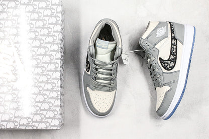 Nike Air Jordan 1 High-top Wolf Grey Sneakers Dior Joint Edition